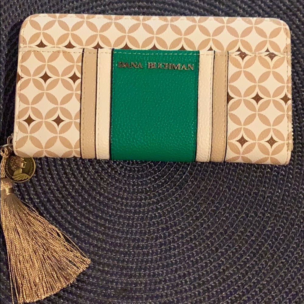 Dana Buchman wallet